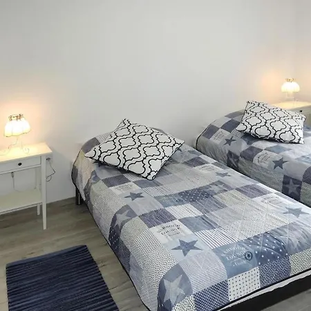 Holiday Accomodations, Dziwnowek Apartment *